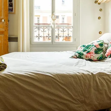 Newly Renovated Near Montmartre Apartment Paris