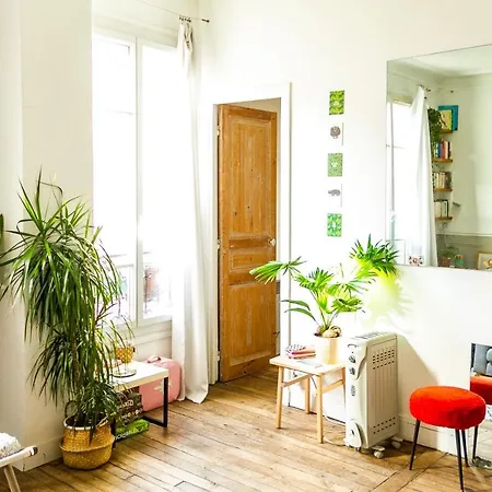 Newly Renovated Near Montmartre * Paris