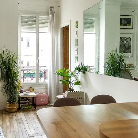 Newly Renovated Near Montmartre Paris